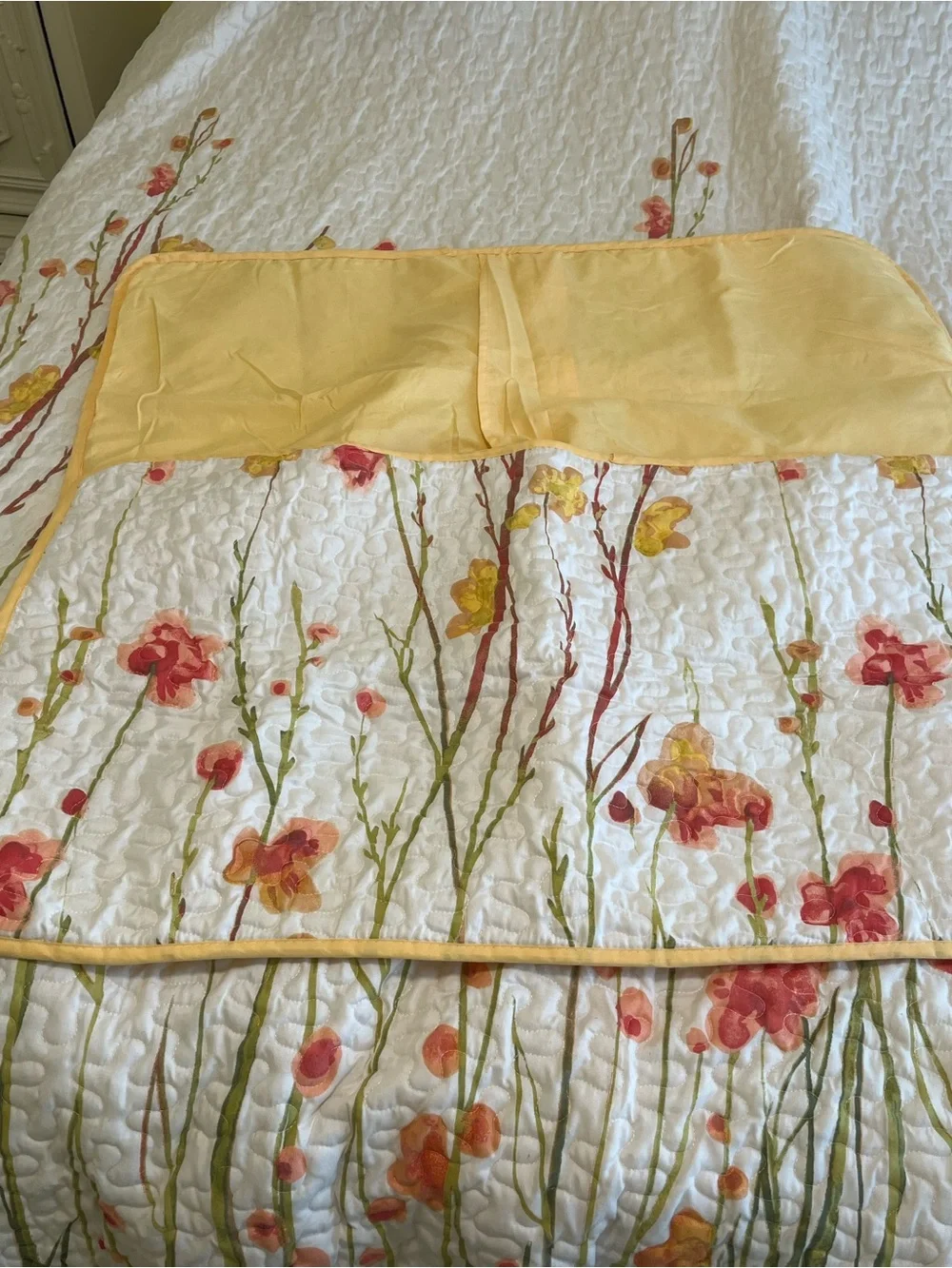 Floral Meadow Quilted Bedspread Set in White, Pink & Yellow and 2 pillow shams